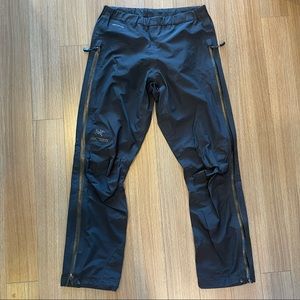 Arc’teryx Gore-Tex Pants (Size Small, Black)